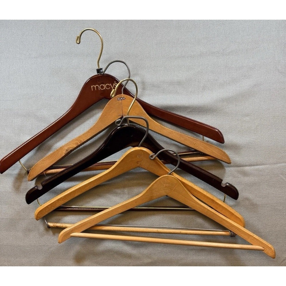 Mixed brand of 5 Wooden Hangers